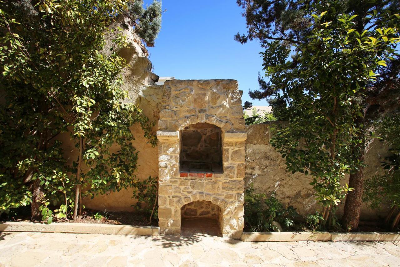 Villa Radamanthis Sivas Luaran gambar